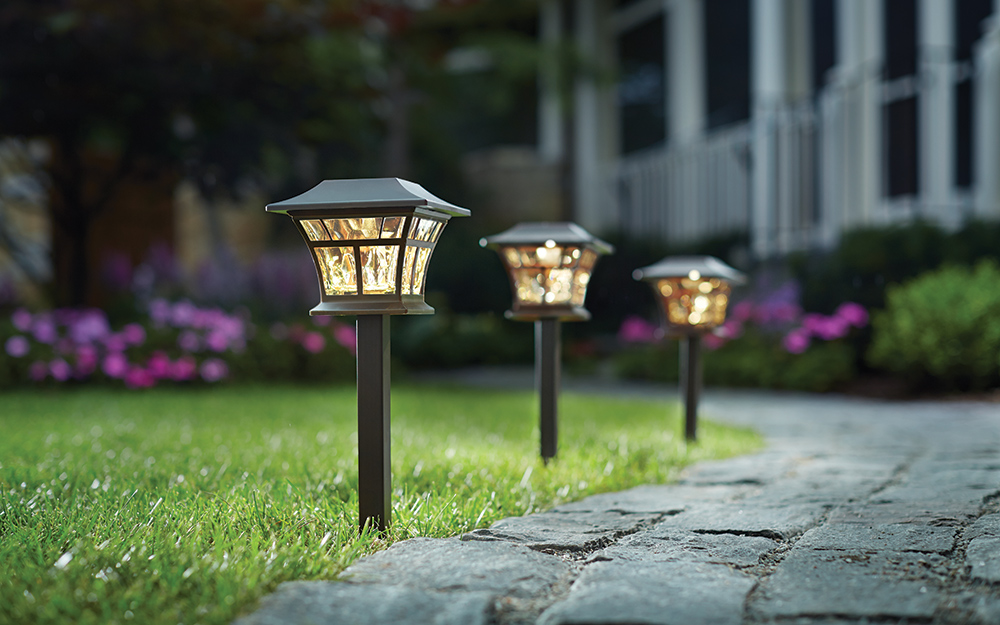 Professional garden lighting installation in Cambridge MD backyard